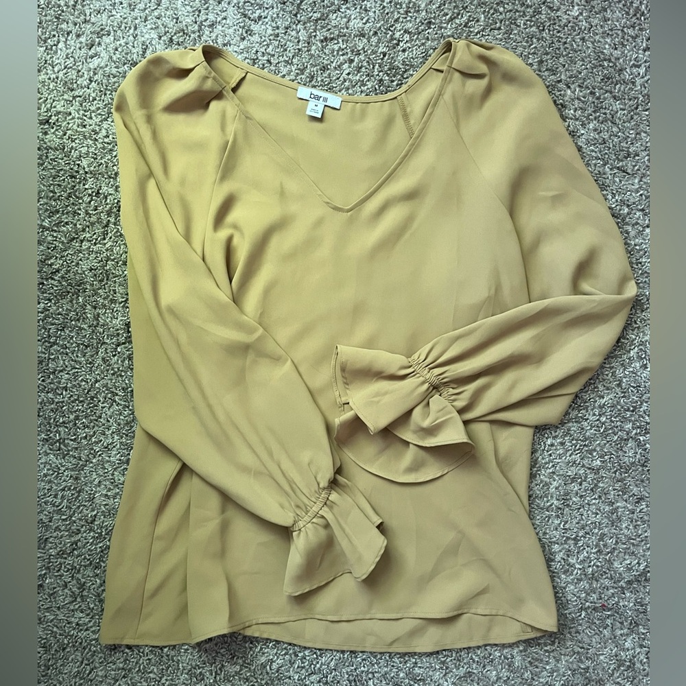 Long sleeve work top